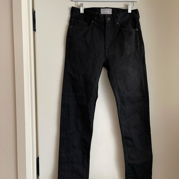 Everlane Boyfriend Jean in Black - Picture 4 of 6